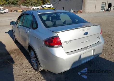 2011 Ford Focus Ses z USA, uszkodzony, nr VIN 1FAHP3GN0BW139424